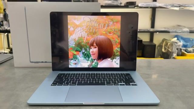 Apple MacBook Air M4 15 inch. Mua bán Laptop tại Quận Tân Bình Tp Hồ Chí Minh được đăng bởi Nguyễn Hoàng Nhã  hình 1