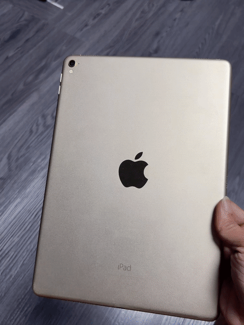 Apple iPad Pro 9.7 32GB Vàng Vân tay. Mua bán Máy tính bảng tại Quận 1 Tp Hồ Chí Minh được đăng bởi Lucas Huỳnh hình 1