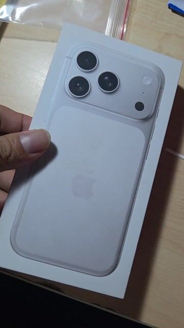 17 Pro VN 256gb Mới 100 TGDD 12 TH. Mua bán Điện thoại tại Quận 12 Tp Hồ Chí Minh được đăng bởi a Liêm hình 1