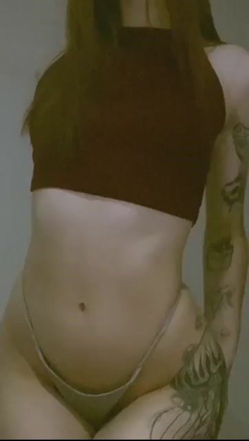 Model - BlueShapes blowjob