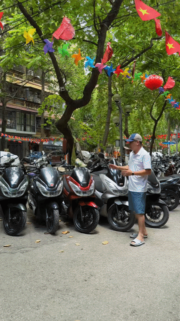 Honda PCX Special 2017 Xanh Bộ Đội đặc biệt 29D. Mua bán Xe máy tại Quận Ba Đình Hà Nội được đăng bởi Xe Máy Nam Thi hình 1