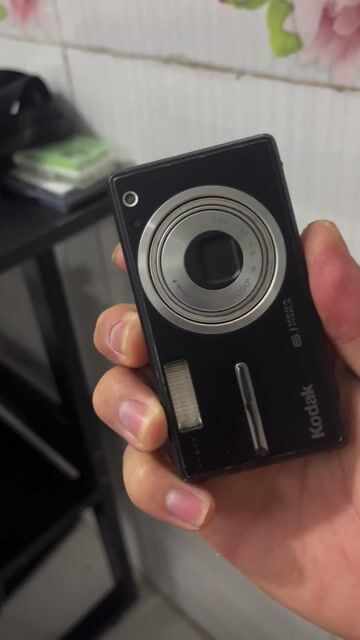 Máy ảnh Kodak EasyShare V503 Đen. Mua bán Máy ảnh, Máy quay tại Quận Bình Thạnh Tp Hồ Chí Minh được đăng bởi TRẦN LÊ HÀ VY hình 1