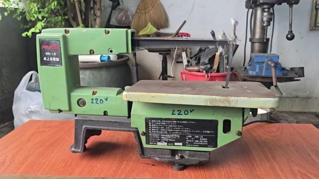 Máy cưa lọng bàn REXON 220V. Mua bán Đồ chuyên dụng, Giống nuôi trồng tại Quận 11 Tp Hồ Chí Minh được đăng bởi Shop hàng Nhật hình 1