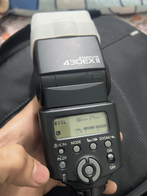 Đèn flash Canon Speedlite 430EX II Đen Như mới. Mua bán Máy ảnh, Máy quay tại Huyện Châu Thành Tiền Giang được đăng bởi Nt hình 1
