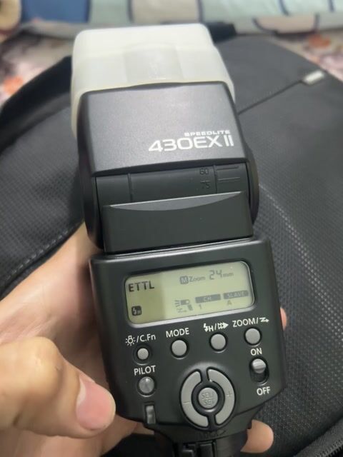 Đèn flash Canon Speedlite 430EX II Đen Như mới. Mua bán Máy ảnh, Máy quay tại Huyện Châu Thành Tiền Giang được đăng bởi Nt hình 1