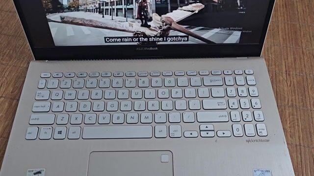 ASUS VivoBook X530UAQ i5-8250U 16GB/256GB SSD Bạc. Mua bán Laptop tại Quận Nam Từ Liêm Hà Nội được đăng bởi Huấn Trần hình 1