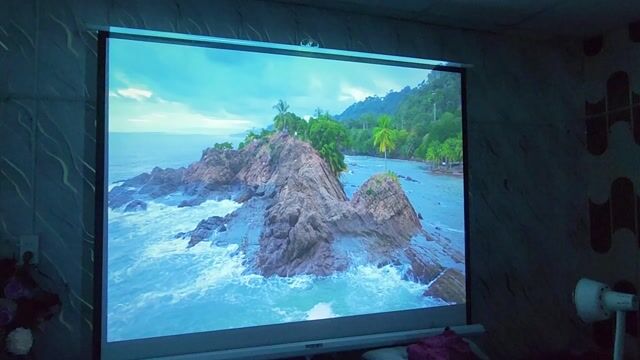 Máy chiếu cực đẹp panasonic hd . Mua bán Đồ dùng văn phòng tại Quận Tân Bình Tp Hồ Chí Minh được đăng bởi thang hình 1