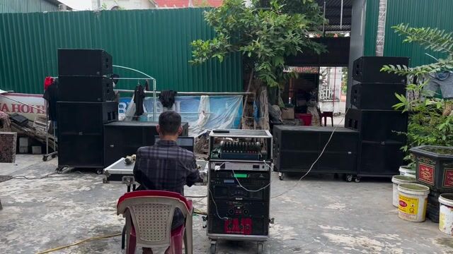 Loa sự kiện màu Đen. Mua bán Tivi, Âm thanh tại Huyện Nam Sách Hải Dương được đăng bởi tam tran hình 1