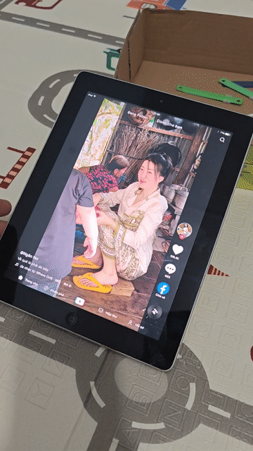 (BÁN GẤP)  iPad 4 - Tiktok Siêu Ngon - Loa hay. Mua bán Máy tính bảng tại Thị xã Bình Minh Vĩnh Long được đăng bởi Chú Ong Vàng Khè hình 1