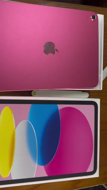 💕iPad Gen 10 A14 11" silver 256GB 5G new seal VN. Mua bán Máy tính bảng tại Quận 3 Tp Hồ Chí Minh được đăng bởi Vũ Bùng Binh  hình 1