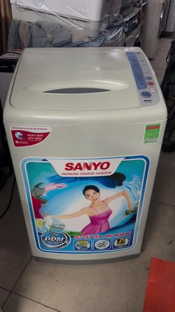 Máy giặt Sanyo 7kg Trắng cũ 1.500. Mua bán Máy giặt tại Quận 7 Tp Hồ Chí Minh được đăng bởi TH Điện lạnh giá rẻ siêu rẻ HCM hình 1