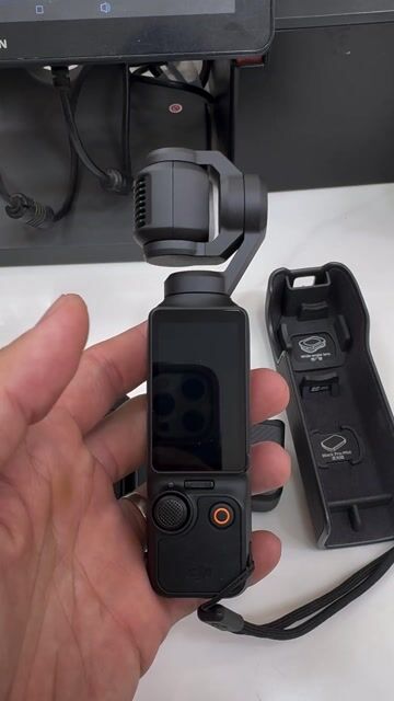 Máy quay phim DJI Osmo Pocket 3 Đen. Mua bán Máy ảnh, Máy quay tại Quận Phú Nhuận Tp Hồ Chí Minh được đăng bởi Đạt Phạm hình 1
