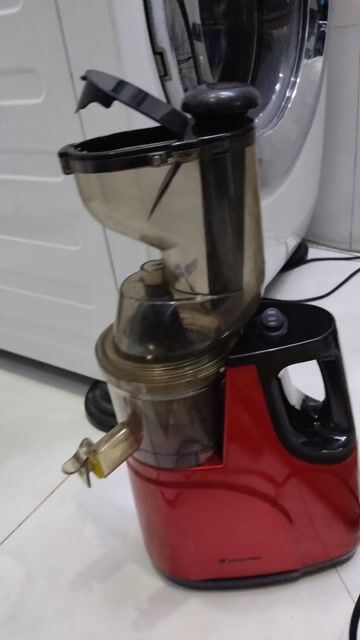 Máy ép trái cây Hongxing Đỏ. Mua bán Bếp, lò, đồ điện nhà bếp tại Quận 12 Tp Hồ Chí Minh được đăng bởi Minh Phương  hình 1