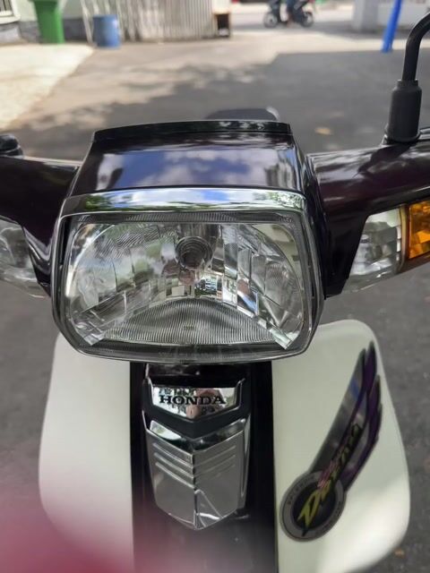 Honda Dream Thái Trắng Nâu. Mua bán Xe máy tại Thành phố Thuận An Bình Dương được đăng bởi xe máy phước thịnh hình 1