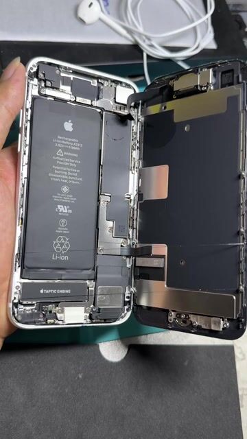 iPhone SE Đỏ, Trắng, Đen Zin. Mua bán Điện thoại tại Quận Liên Chiểu Đà Nẵng được đăng bởi KHOA STORE hình 1