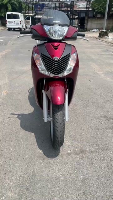 HONDA SHI 150 NHẬP Ý SỐ MÁY 103. Mua bán Xe máy tại Quận 12 Tp Hồ Chí Minh được đăng bởi Cửa hàng Xe máy 380 hình 1