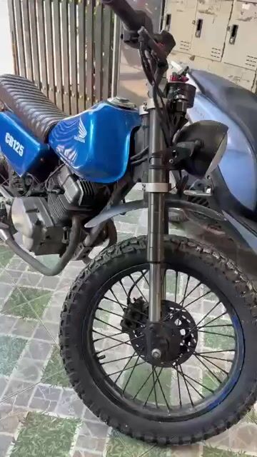 Honda CB125 Xanh dương Số sàn. Mua bán Xe máy tại Thành phố Biên Hòa Đồng Nai được đăng bởi Trần Quang hình 1