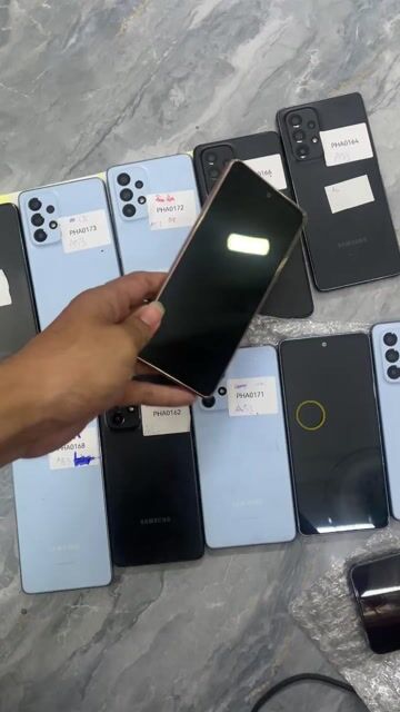Samsung Galaxy A53 5G 128GB Sỉ lẻ số lượng. Mua bán Điện thoại tại Quận 4 Tp Hồ Chí Minh được đăng bởi Quốc Đạt 888 hình 1
