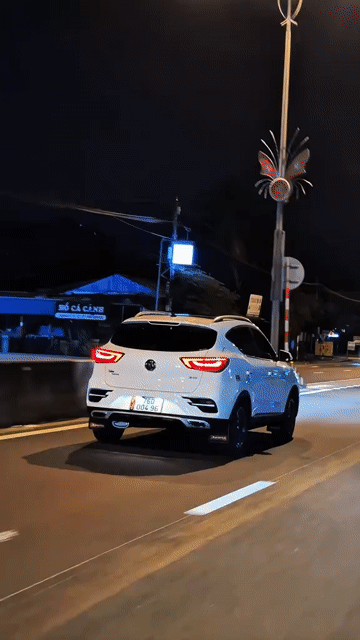 MG ZS 2025 màu Trắng. Mua bán Ô tô tại Quận Hà Đông Hà Nội được đăng bởi Đức Việt hình 1