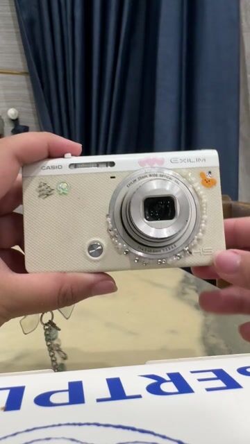 máy ảnh casio zr50 hư màn lật sửa khoảng 500. Mua bán Máy ảnh, Máy quay tại Thành phố Thủ Đức Tp Hồ Chí Minh được đăng bởi Thảo Nguyên hình 1