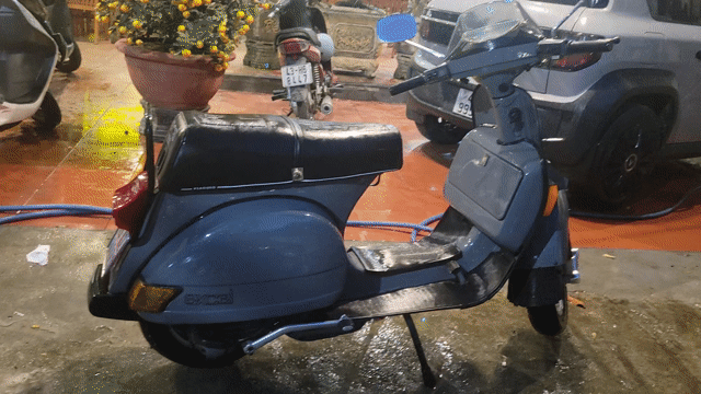 Piaggio Vespa Excel Xám. Mua bán Xe máy tại Quận Sơn Trà Đà Nẵng được đăng bởi Vũ  hình 1