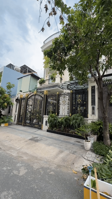 Mua bán Nhà ở Quận Bình Thạnh Tp Hồ Chí Minh diện tích 185 m² giá 36,5 tỷ