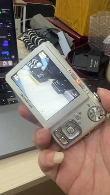 Máy ảnh Olympus FE 330 có pin không kèm phụ kiện. Mua bán Máy ảnh, Máy quay tại Quận Cầu Giấy Hà Nội được đăng bởi Đỗ Kỷ hình 1