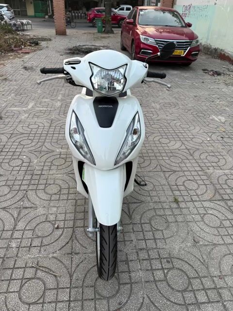 Vision như mới màu trắng SMK có góp hỗ trợ nợ xấu. Mua bán Xe máy tại Thành phố Biên Hòa Đồng Nai được đăng bởi Phú Lê hình 1