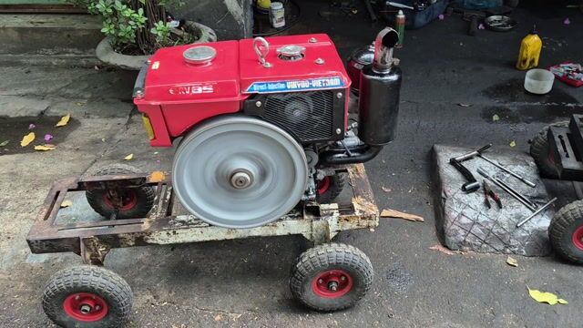 Máy nổ VIKYNO RV 95 Đỏ. Mua bán Đồ chuyên dụng, Giống nuôi trồng tại Huyện Trảng Bom Đồng Nai được đăng bởi Nguyễn Hà Trung hình 1