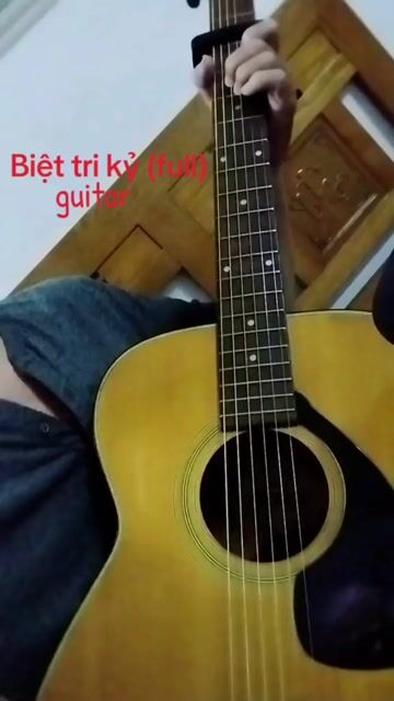 Đàn guitar acoustic Morris Nâu vàng. Mua bán Nhạc cụ tại Quận Bình Tân Tp Hồ Chí Minh được đăng bởi Đồ Sưu Tầm  hình 1