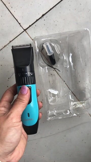 Tông đơ Kemei KM-730 Xanh. Mua bán Nội thất, đồ gia dụng khác tại Huyện Hóc Môn Tp Hồ Chí Minh được đăng bởi Nguyen thi Nhan hình 1