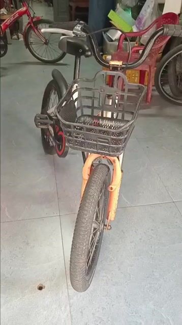 Xe đạp Pigeon màu Trắng. Mua bán Xe đạp tại Quận Gò Vấp Tp Hồ Chí Minh được đăng bởi Nguyễn thanh khiết hình 1