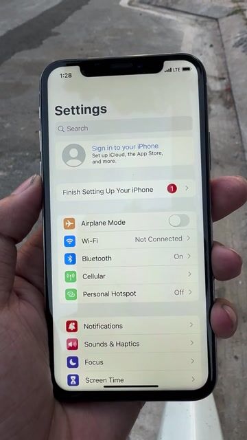 Apple iPhone X 256GB Bạc. Mua bán Điện thoại tại Quận 10 Tp Hồ Chí Minh được đăng bởi nguyễn lâm  hình 1
