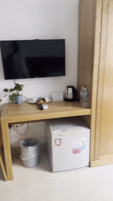 Tủ quần áo gỗ xoan màu nâu gỗ. Mua bán Tủ, kệ gia đình tại Quận 1 Tp Hồ Chí Minh được đăng bởi dang quoc hình 1