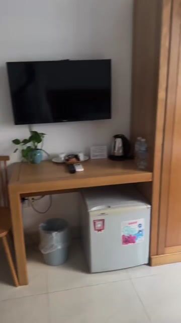Tủ quần áo gỗ xoan màu nâu gỗ. Mua bán Tủ, kệ gia đình tại Quận 1 Tp Hồ Chí Minh được đăng bởi dang quoc hình 1