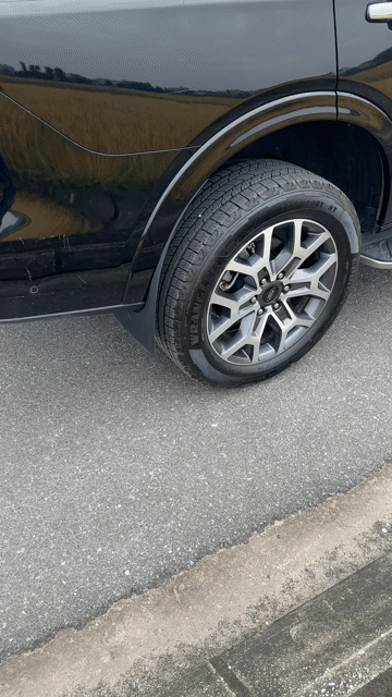 Ford Everest Titanium 4x4 2024 Đen. Mua bán Ô tô tại Huyện Lục Nam Bắc Giang được đăng bởi Tuấn hình 1