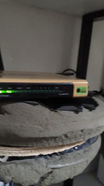 Router TP-Link TL-WR941ND Vàng kem. Mua bán Phụ kiện (Màn hình, Chuột...) tại Quận Bình Thạnh Tp Hồ Chí Minh được đăng bởi Hoàng Sang hình 1