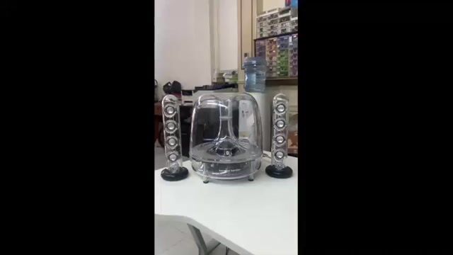 Harman kardon SoundStickss III và  Wireless