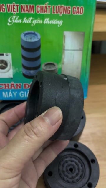 Chân đỡ máy giặt tủ lạnh. Mua bán Nội thất, đồ gia dụng khác tại Huyện Trảng Bom Đồng Nai được đăng bởi Thao Nguyen hình 1