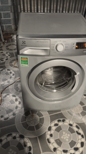 Máy giặt Electrolux 8kg Inverter. Mua bán Máy giặt tại Quận Cái Răng Cần Thơ được đăng bởi Tiến hình 1