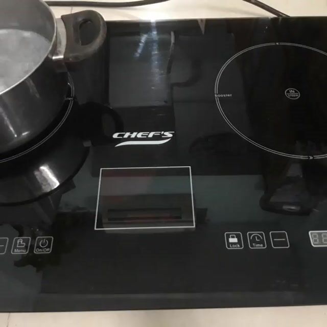 Bếp từ đôi CHEF'S EH-DIH890 còn mới đẹp 3700W. Mua bán Bếp, lò, đồ điện nhà bếp tại Quận Ba Đình Hà Nội được đăng bởi Anh Ngoc hình 1