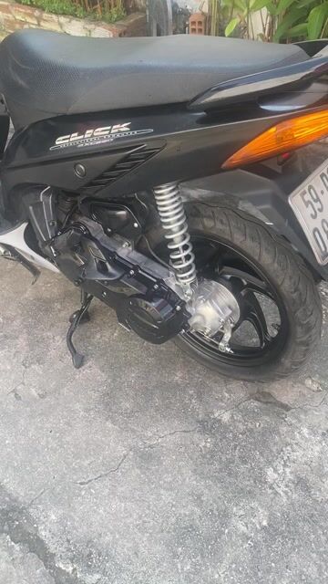 Honda Click 110 lên 2010 cà vẹt đầy đủ. Mua bán Xe máy tại Quận Tân Bình Tp Hồ Chí Minh được đăng bởi Tý tay ga hình 1