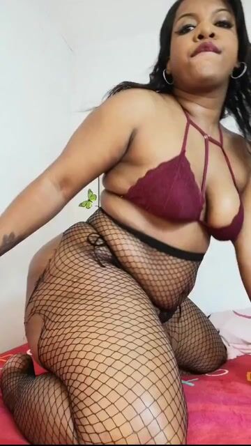 Model - ANGIE BIG ASS feet