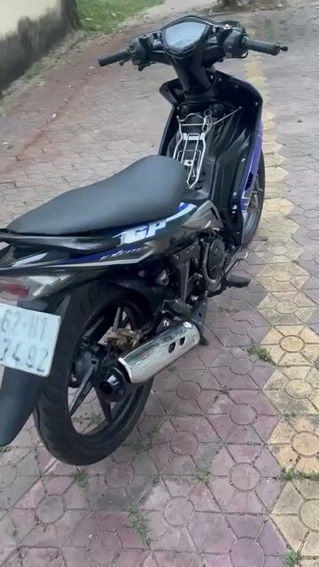 Exciter 135 2012 xún áo 2010 máy ngon giá 18tr5. Mua bán Xe máy tại Thành phố Quảng Ngãi Quảng Ngãi được đăng bởi Hien hình 1