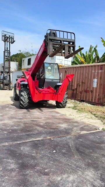 Xe nâng Manitou MT1740 2003 Đỏ. Mua bán Phương tiện khác tại Thị xã Phú Mỹ Bà Rịa - Vũng Tàu được đăng bởi Trần Trung Nhật hình 1