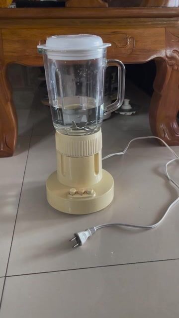 Máy xay sinh tố Nhật bãi điện 100V. Mua bán Bếp, lò, đồ điện nhà bếp tại Huyện An Lão Hải Phòng được đăng bởi MẠNH CƯỜNG hình 1