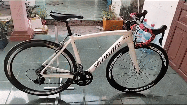 Xe đạp đua Specialized Carbon Shimano 105 5800. Mua bán Xe đạp tại Thị xã Tân Uyên Bình Dương được đăng bởi phan thanh hình 1