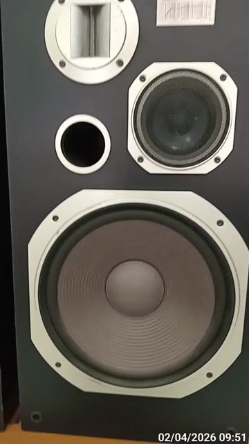 Cặp loa pioneer SY 9 đẹp keng . Mua bán Tivi, Âm thanh tại Thành phố Thủ Đức Tp Hồ Chí Minh được đăng bởi Ngô Mạnh Tùng hình 1