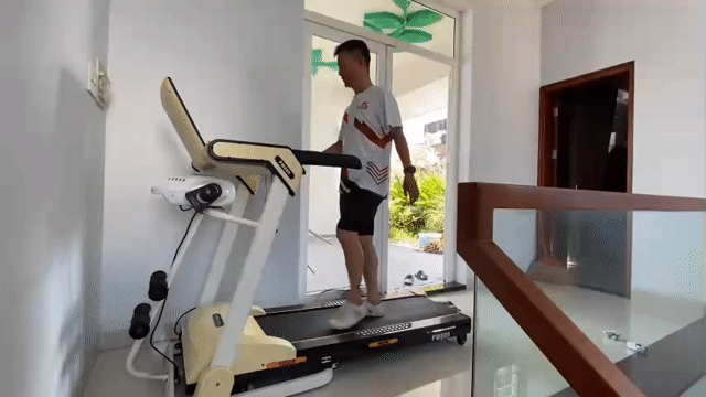Máy chạy bộ Poongsan PM-889 70% mới. Mua bán Đồ thể thao, Dã ngoại tại Quận Phú Nhuận Tp Hồ Chí Minh được đăng bởi Ngoc hình 1