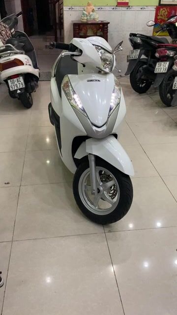 Lead trắng cọp 10k km bsđg vip mới 98%. Mua bán Xe máy tại Quận 1 Tp Hồ Chí Minh được đăng bởi Tiến Nguyễn Q1 hình 1